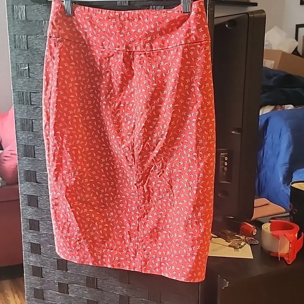 Margaret M Coral Red  Floral Pencil Skirt Size XS